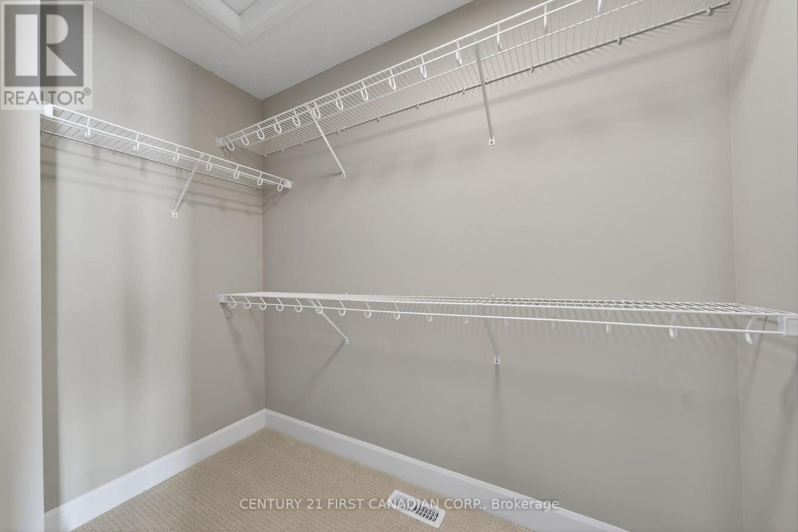 9 Twynstra Street, North Middlesex, Ontario  N0M 1A0 - Photo 25 - X12742750