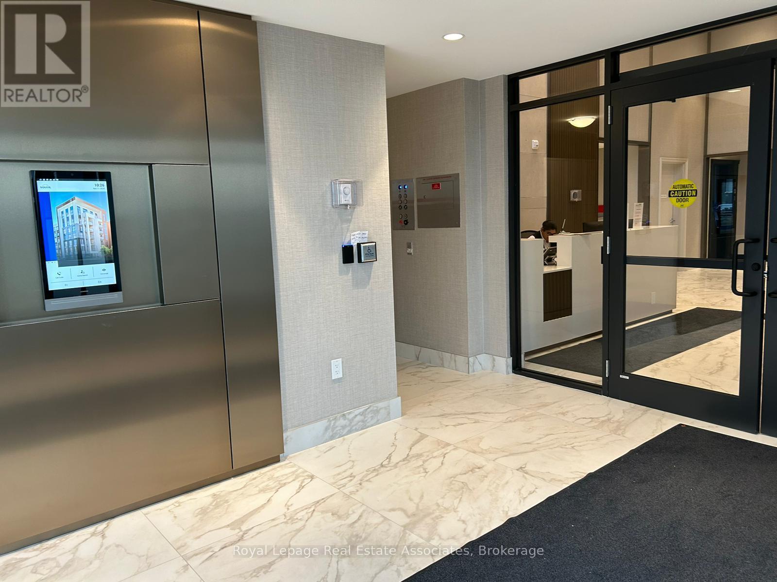 416 - 480 Gordon Krantz Avenue, Milton, Ontario  L9E 1Z4 - Photo 3 - W12791362