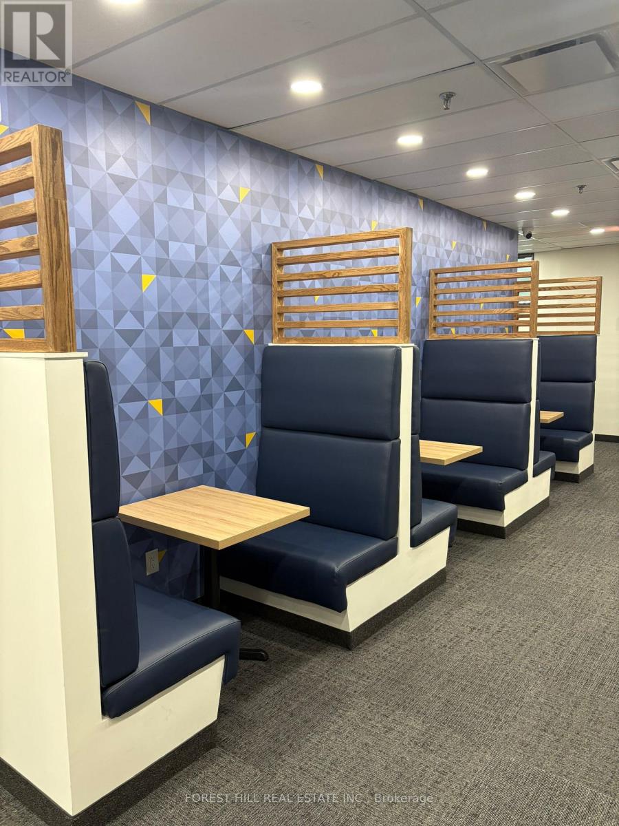 200-27 - 350 Burnhamthorpe Road W, Mississauga, Ontario  L5B 3J1 - Photo 11 - W12791364