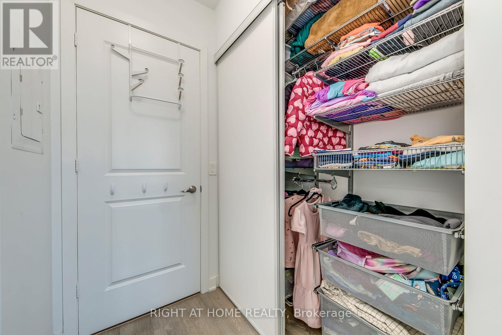 206 - 4675 Metcalfe Avenue, Mississauga, Ontario  L5M 0Z8 - Photo 32 - W12791392