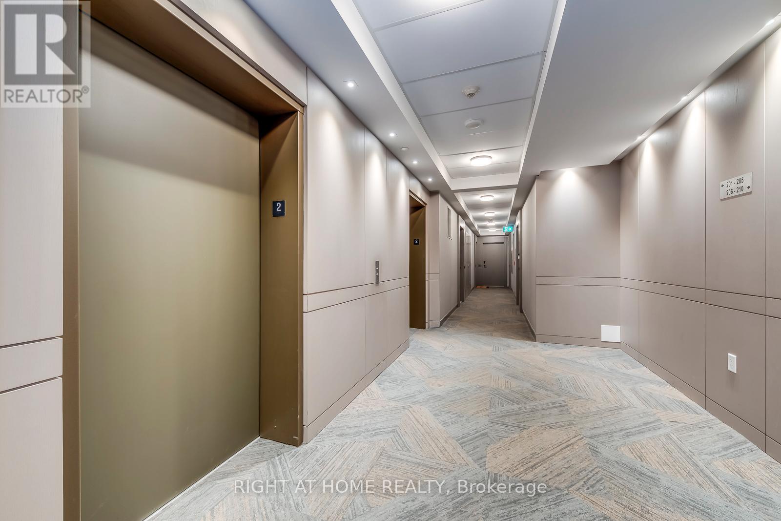 206 - 4675 Metcalfe Avenue, Mississauga, Ontario  L5M 0Z8 - Photo 5 - W12791392