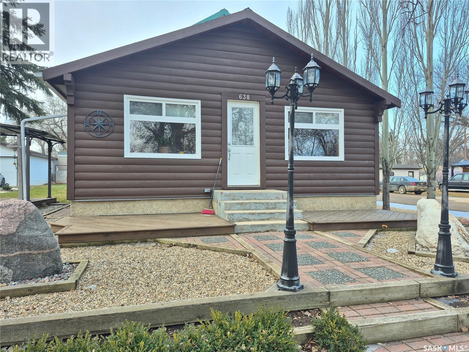 638 Beckwell AVENUE, Radville, Saskatchewan