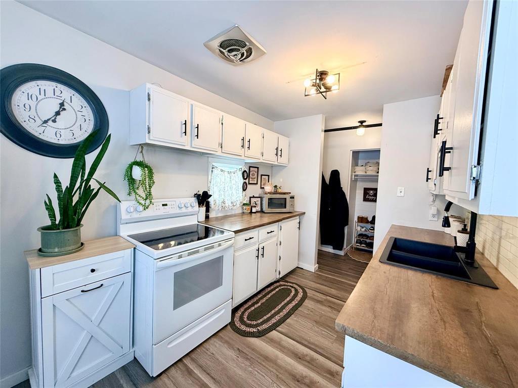 239 Main Street, Minitonas, Manitoba  R0L 1G0 - Photo 11 - 202602556