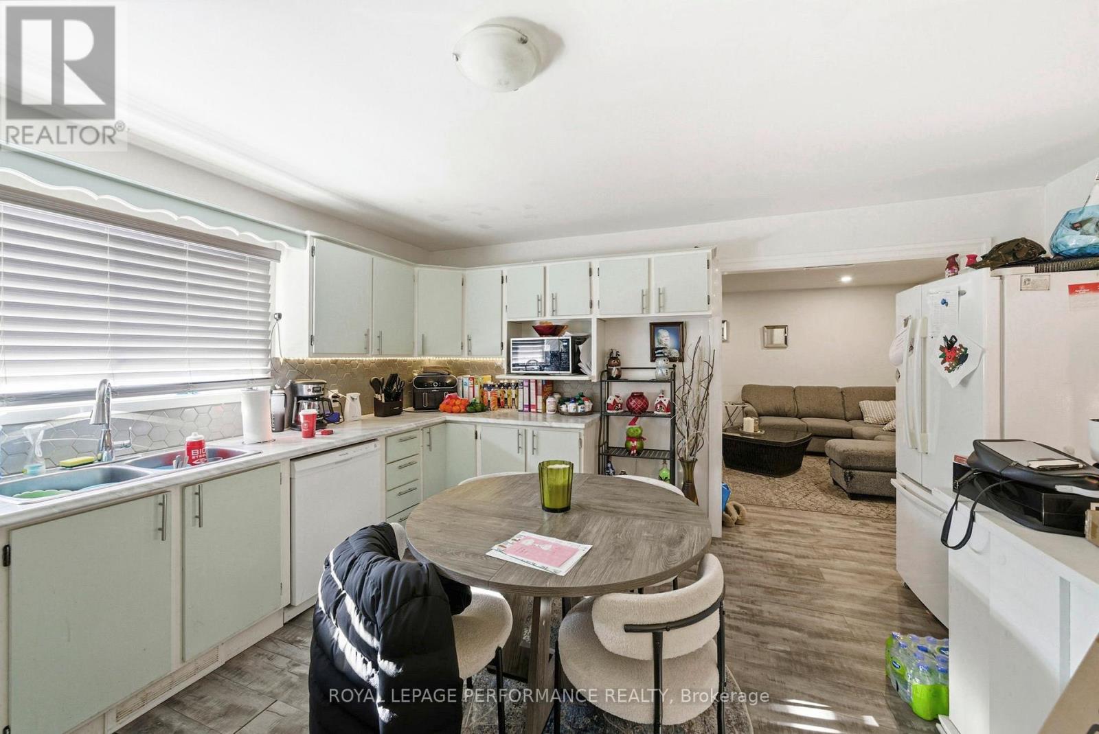 265 Sunnyside Avenue, Cornwall, Ontario  K6H 3E5 - Photo 9 - X12791430