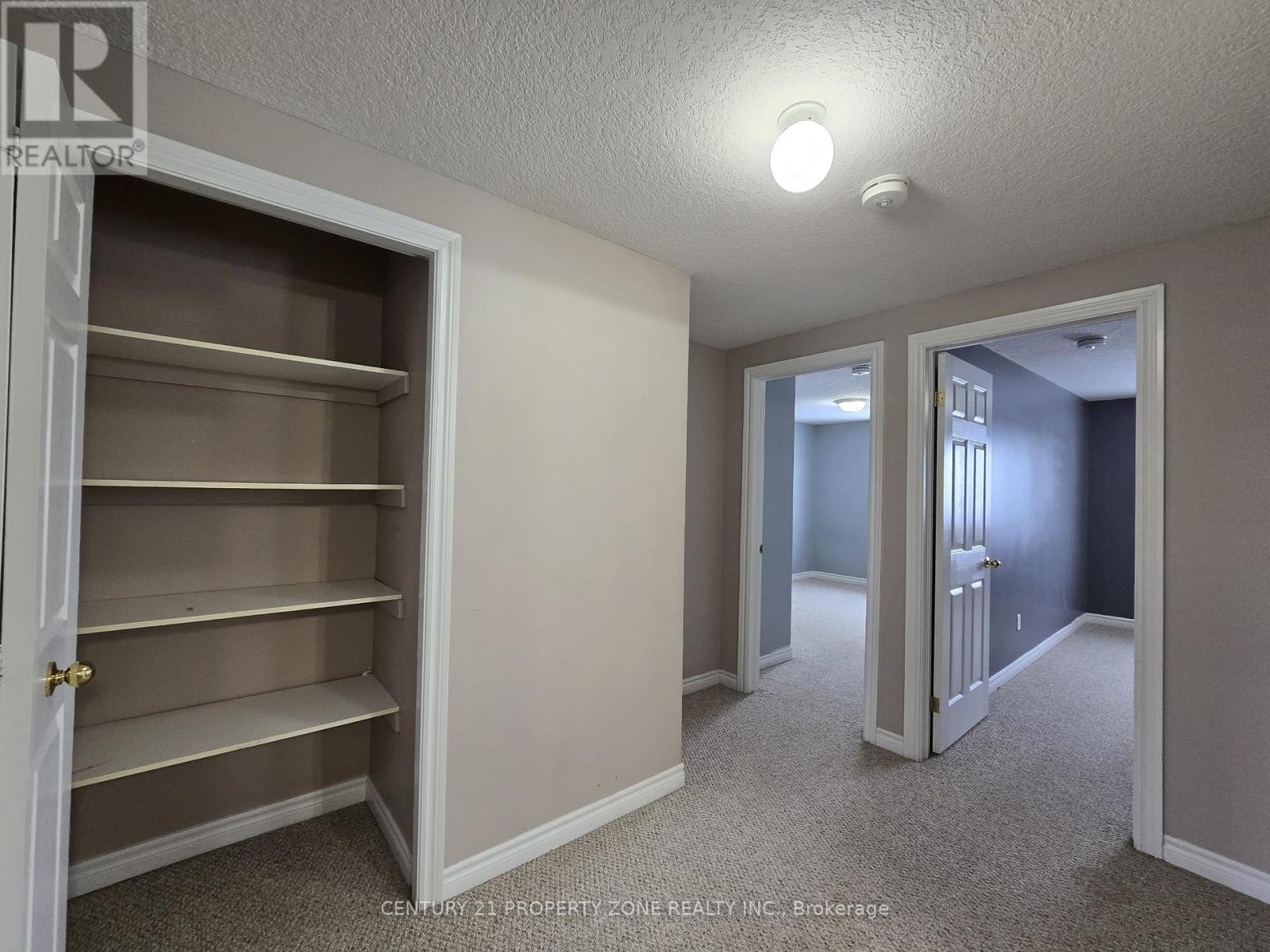 Upper - 77 Iron Gate Street, Kitchener, Ontario  N3N 3R6 - Photo 10 - X12783796