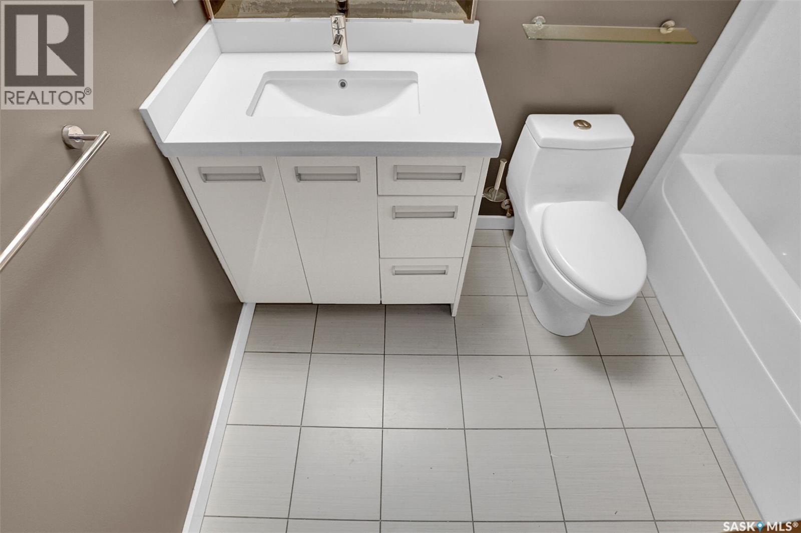 112 1545 Neville Drive, Regina, Saskatchewan  S4Z 0A7 - Photo 22 - SK028331