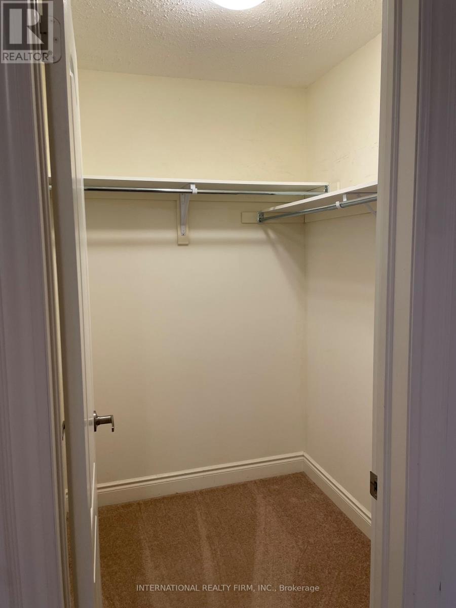 221 Etheridge Avenue N, Milton, Ontario  L9E 1H6 - Photo 27 - W12588832