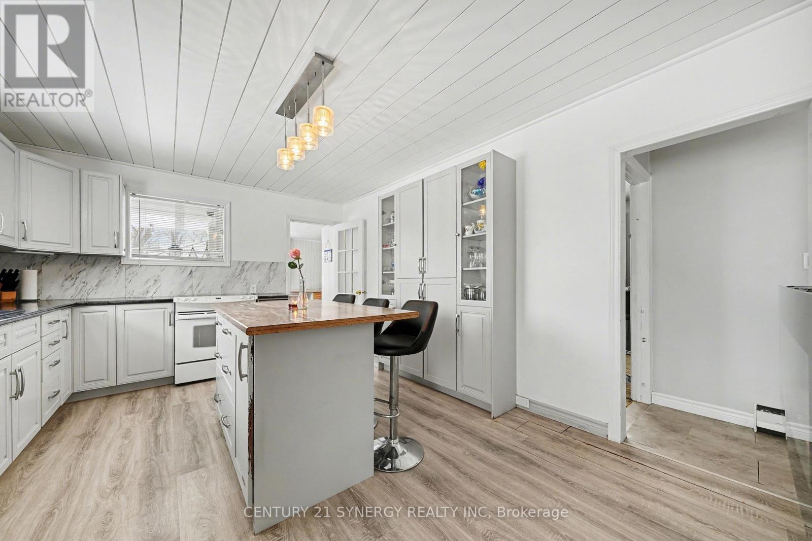 7 Bayview Drive, Smiths Falls, Ontario  K7A 5B8 - Photo 9 - X12791416