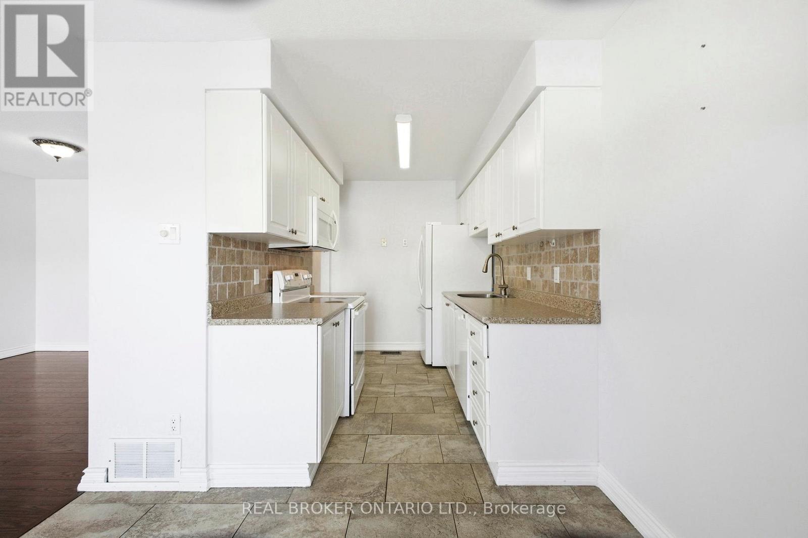 F - 6 Arnold Drive, Ottawa, Ontario  K2H 6V9 - Photo 12 - X12791434