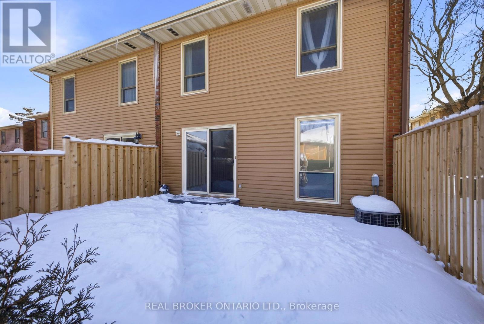 F - 6 Arnold Drive, Ottawa, Ontario  K2H 6V9 - Photo 37 - X12791434