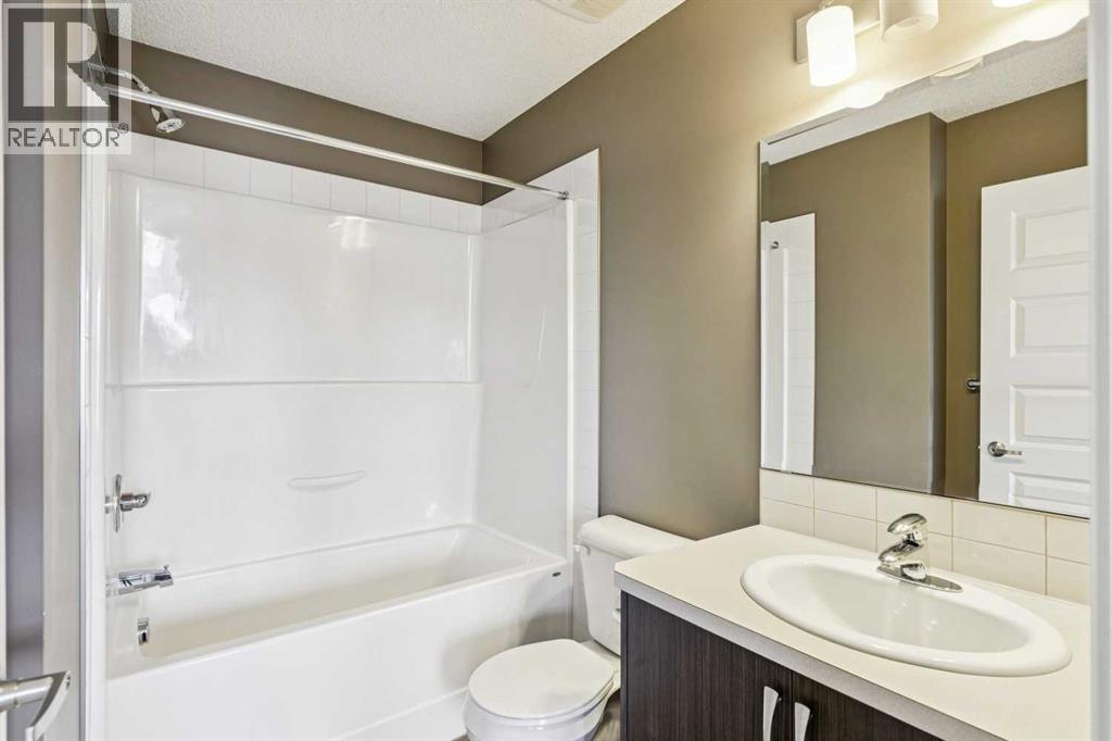 105 Auburn Bay Street Se, Calgary, Alberta  T3M 2A4 - Photo 13 - A2285670