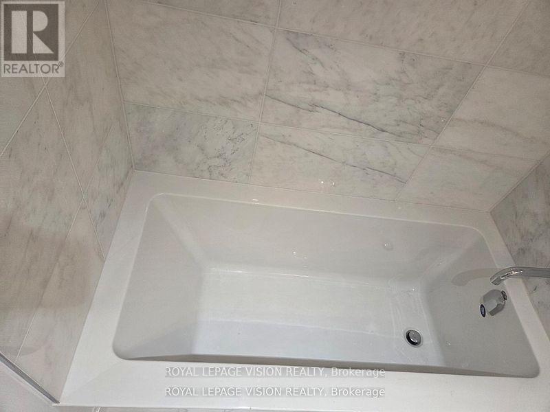 313 - 505 Glencairn Avenue, Toronto (Englemount-Lawrence), Ontario  M6B 0B2 - Photo 10 - C12791418