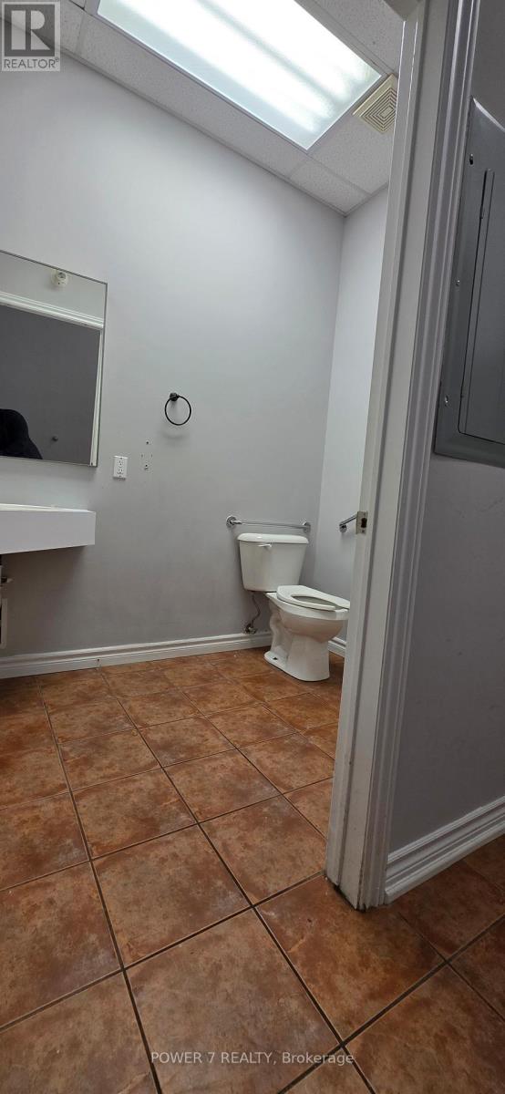 115 - 28 Finch Avenue W, Toronto (Newtonbrook West), Ontario  M2N 2G7 - Photo 7 - C12791438