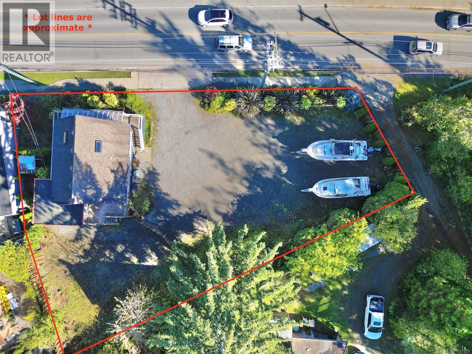 561 Campbell St, Tofino, British Columbia  V0R 2Z0 - Photo 2 - 1017225