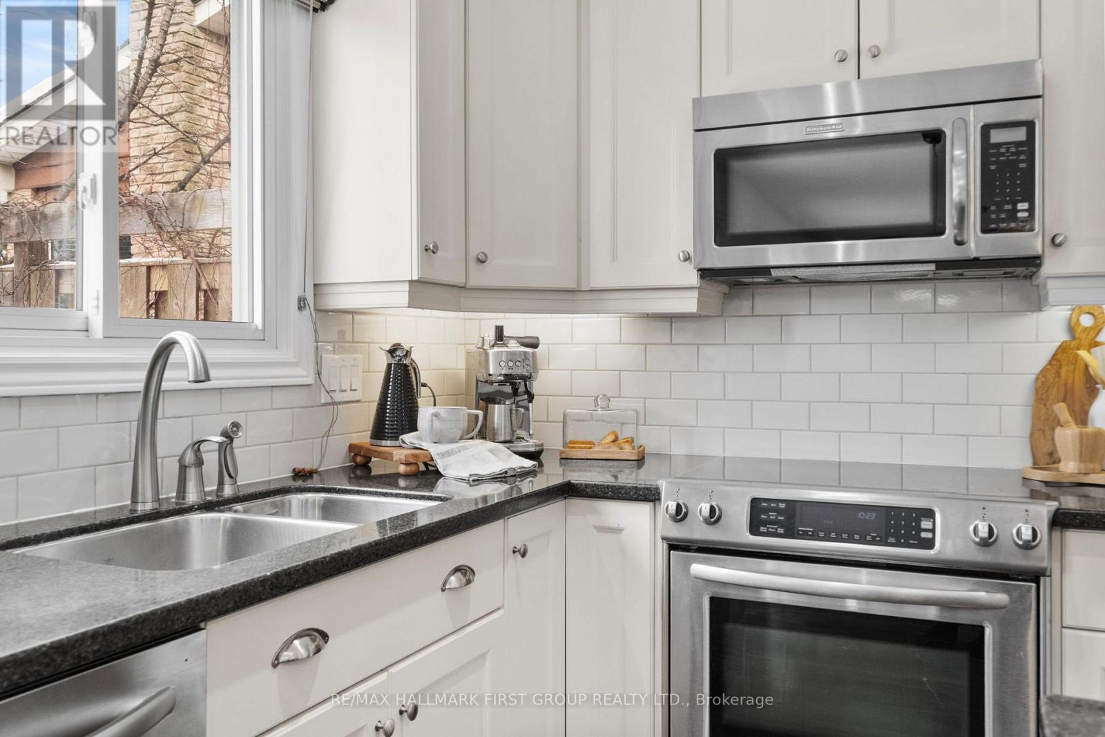 1742 Ada Court, Pickering, Ontario  L1V 2Z1 - Photo 14 - E12791432