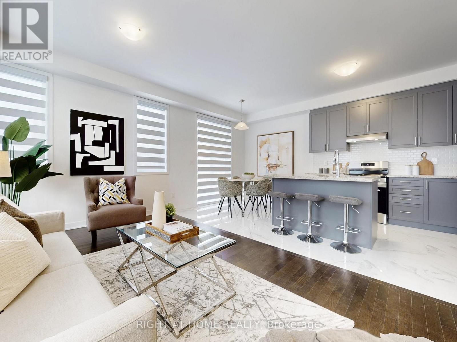 154 Anna Russell Way, Markham, Ontario  L3R 3X3 - Photo 6 - N12791404