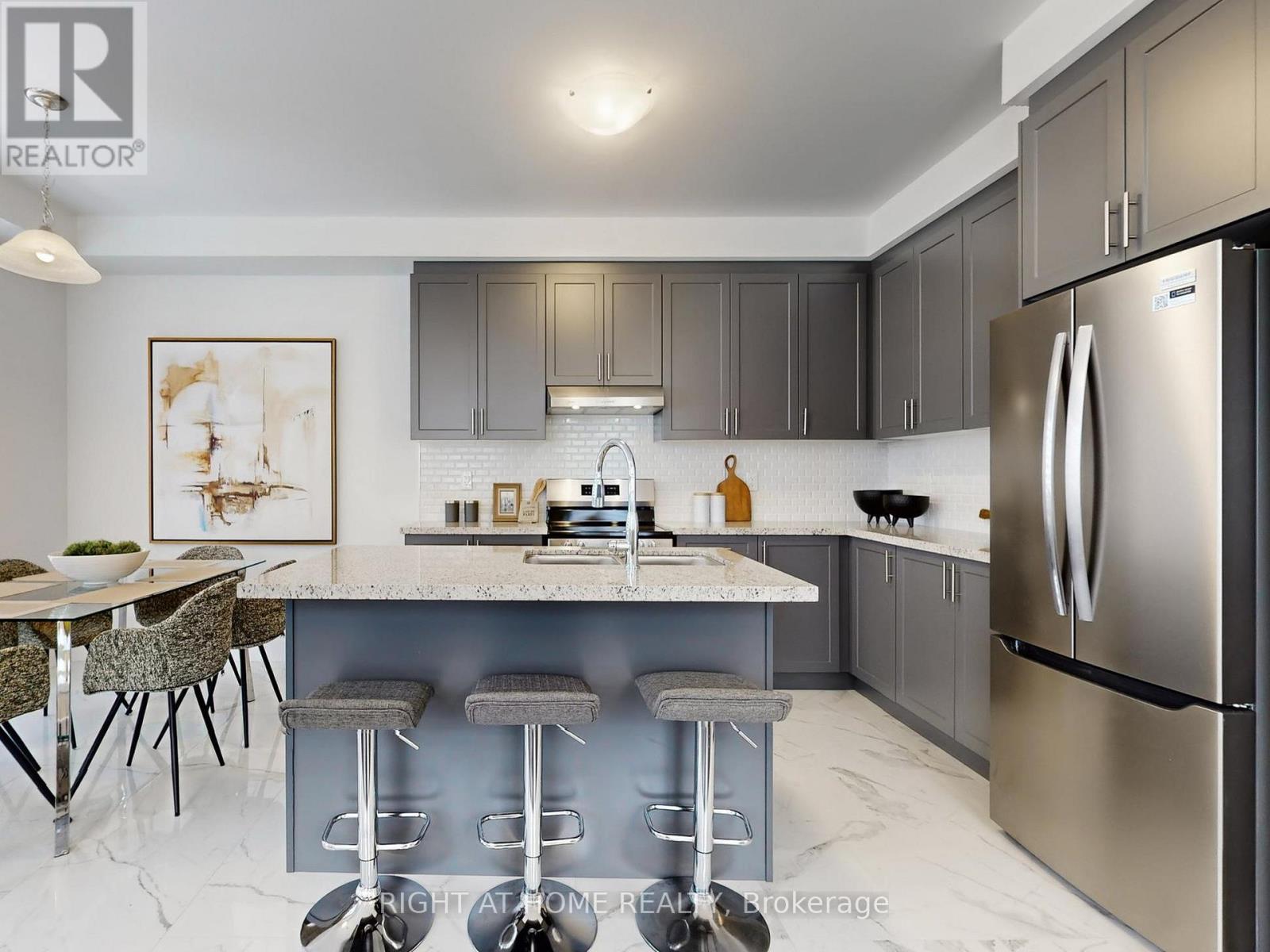 154 Anna Russell Way, Markham, Ontario  L3R 3X3 - Photo 9 - N12791404