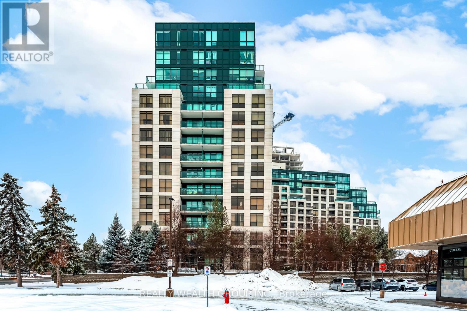 108 - 18 Harding Boulevard W, Richmond Hill, Ontario  L4C 0T3 - Photo 2 - N12791426