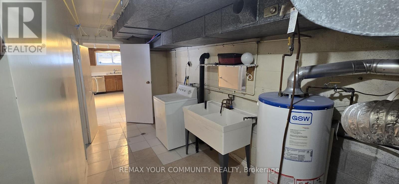 Bsmt - 108 Rowntree Mill Road, Toronto, Ontario  M9L 1C6 - Photo 10 - W12704778