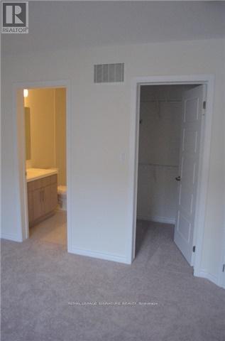 311 Beasley Terrace, Milton (Fo Ford), Ontario  L9E 1C5 - Photo 5 - W12791408