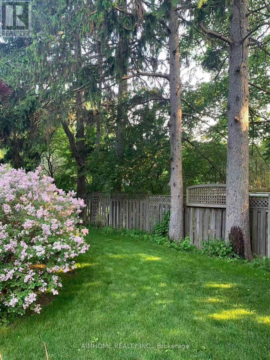 131 Castle Crescent, Oakville, Ontario  L6J 5H4 - Photo 46 - W12791414