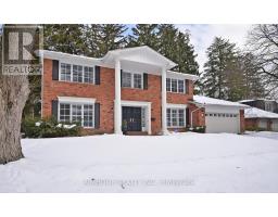 131 CASTLE CRESCENT, Oakville, Ontario