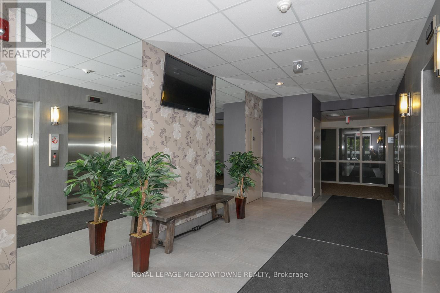 308 - 383 Main Street E, Milton, Ontario  L9T 8K8 - Photo 3 - W12791424