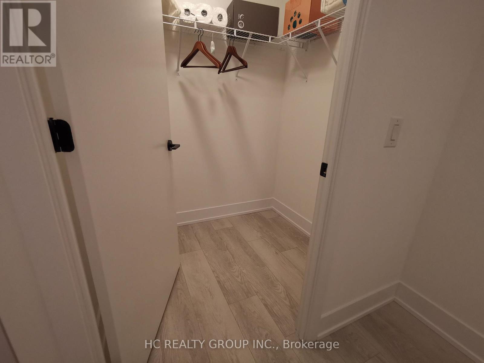 328 - 2450 Old Bronte Road, Oakville (Wm Westmount), Ontario  L6M 5P6 - Photo 7 - W12791428