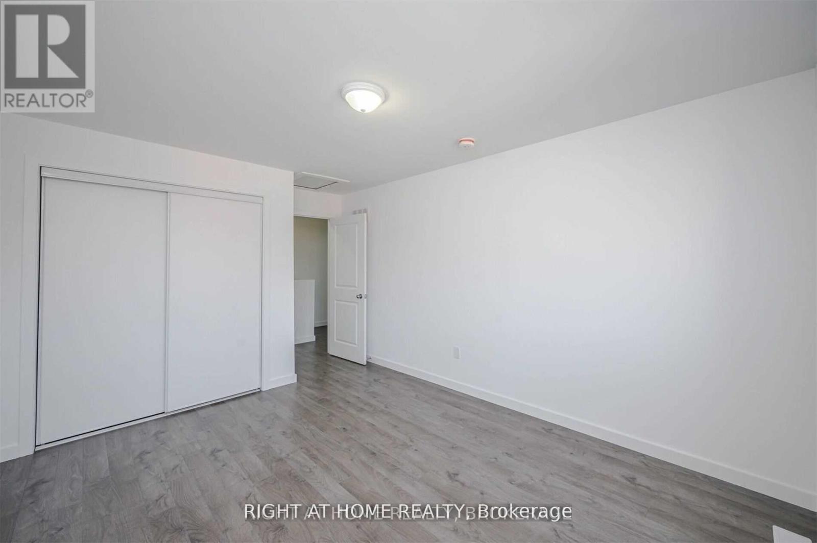 351 Chaffey Street, Welland, Ontario  L3B 0K5 - Photo 15 - X12791406