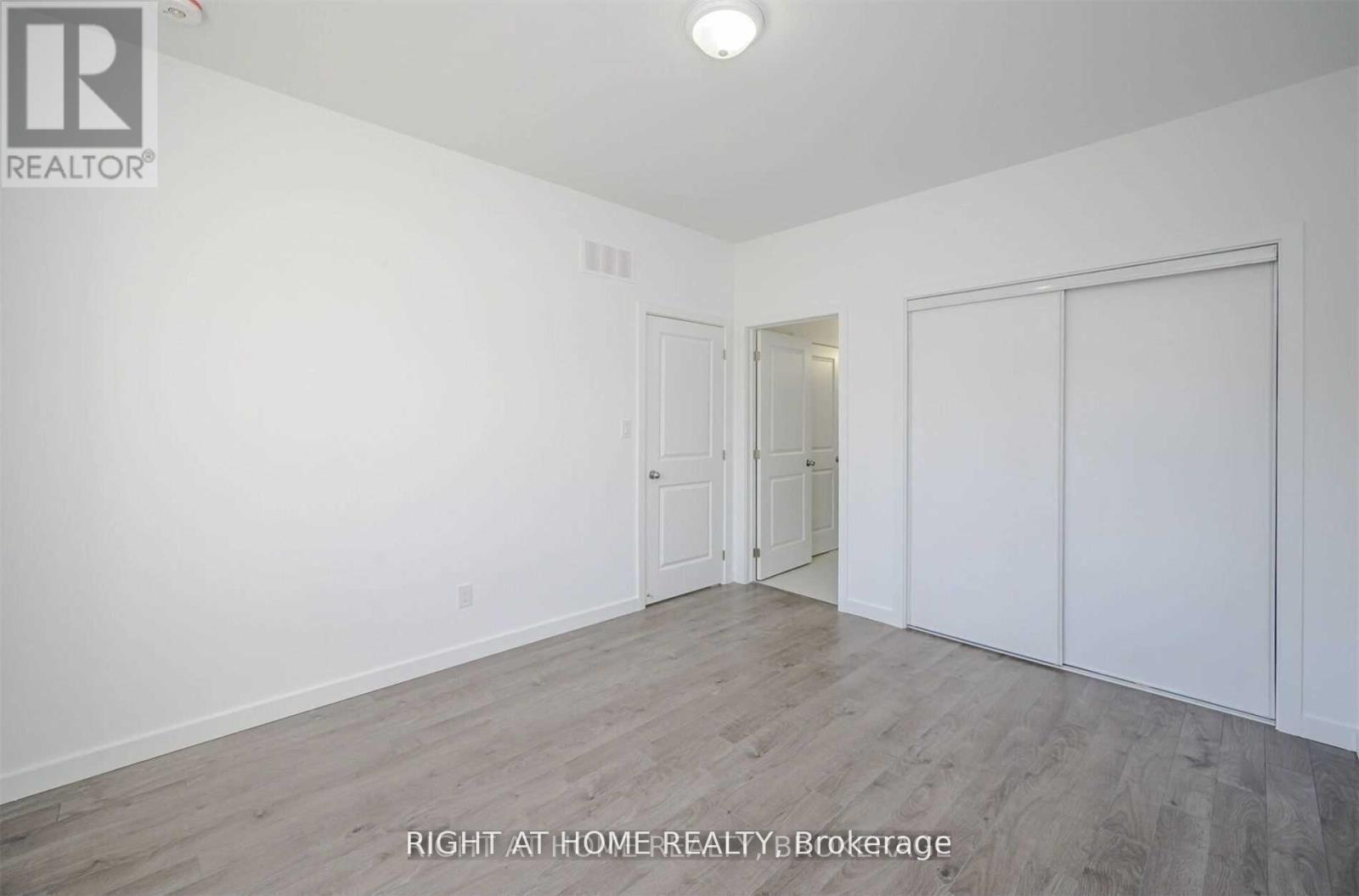 351 Chaffey Street, Welland, Ontario  L3B 0K5 - Photo 16 - X12791406