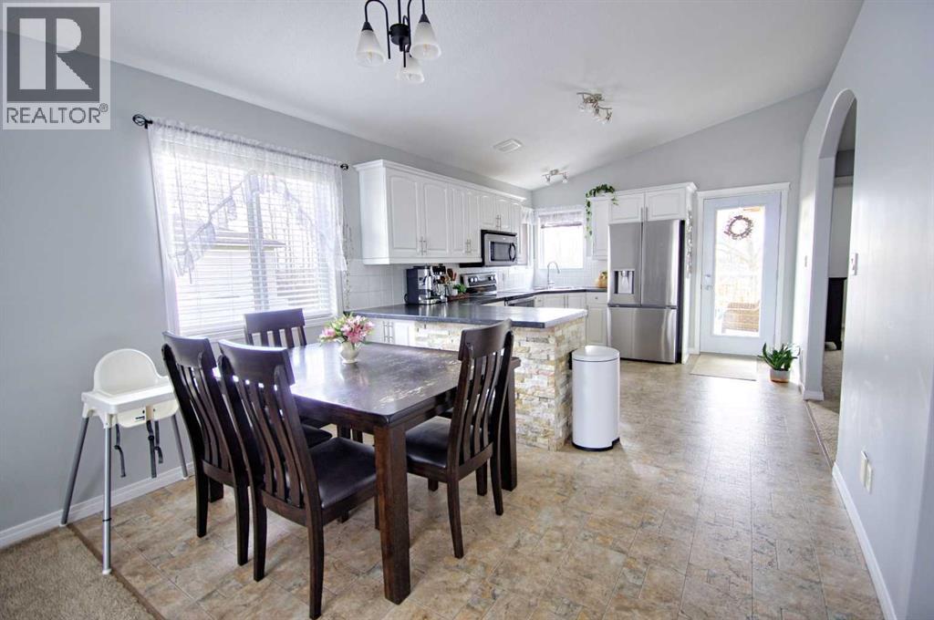 109 3 Avenue E, Barnwell, Alberta  T0K 0B0 - Photo 8 - A2286673