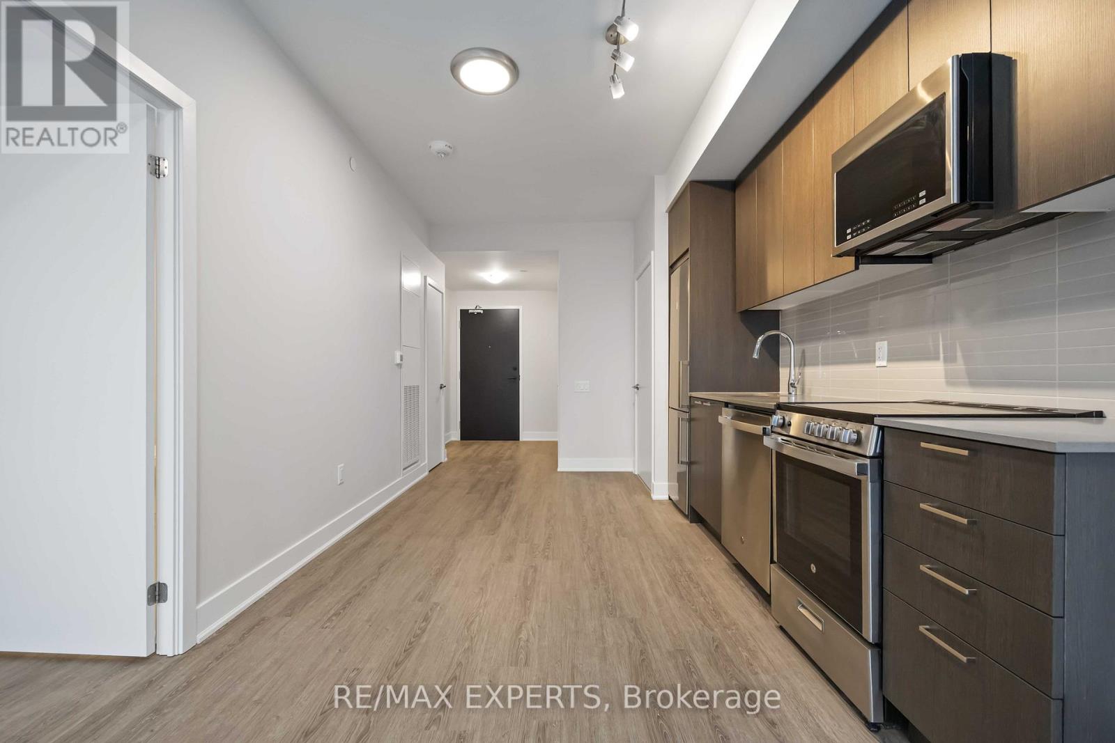 606 - 185 Deerfield Road, Newmarket, Ontario  L3Y 0G7 - Photo 16 - N12689342