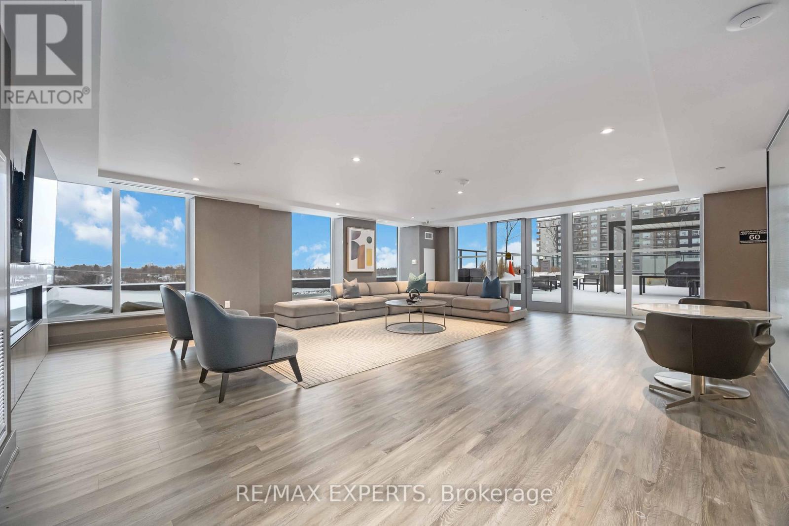 606 - 185 Deerfield Road, Newmarket, Ontario  L3Y 0G7 - Photo 32 - N12689342