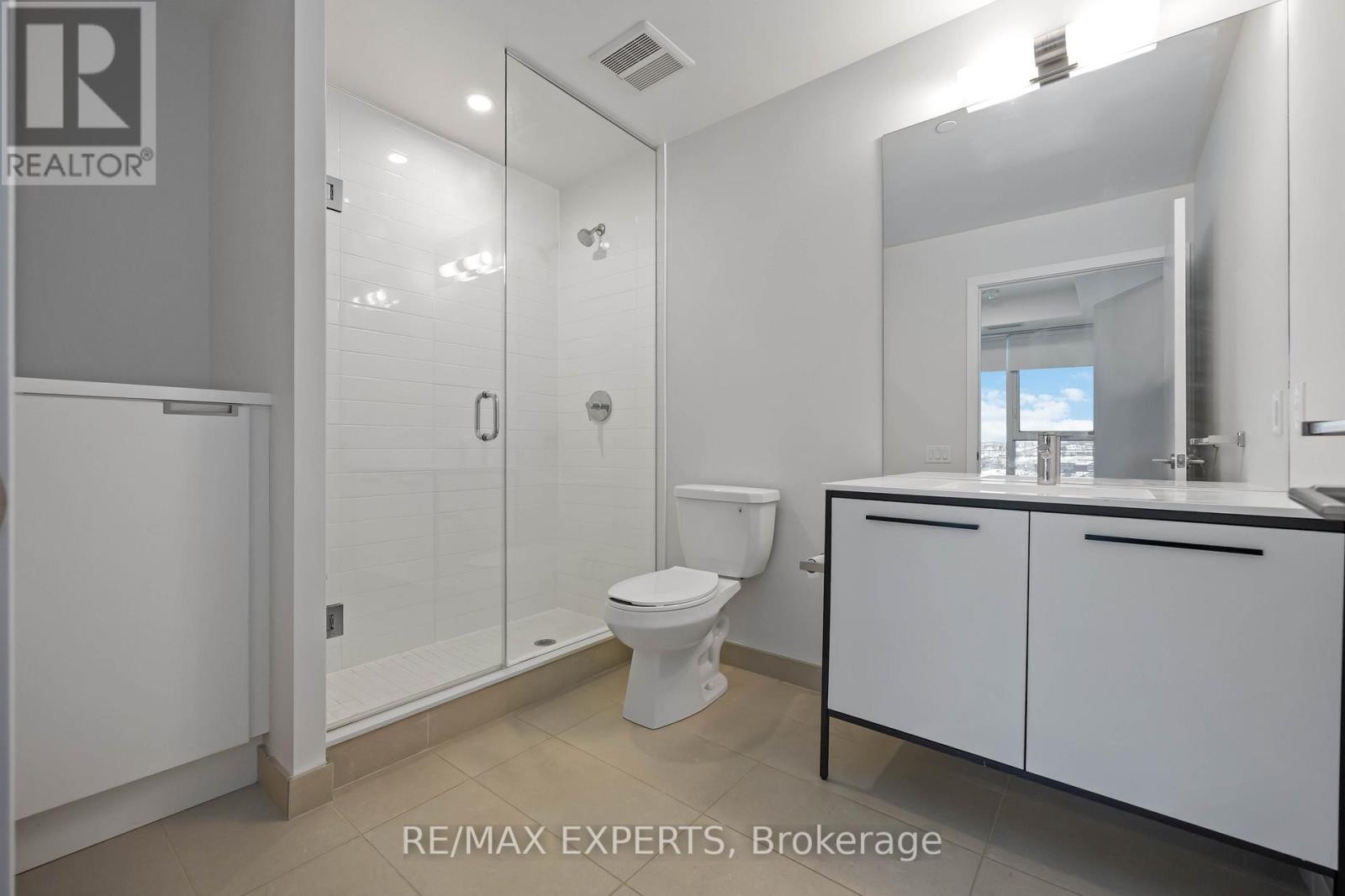 606 - 185 Deerfield Road, Newmarket, Ontario  L3Y 0G7 - Photo 22 - N12689342