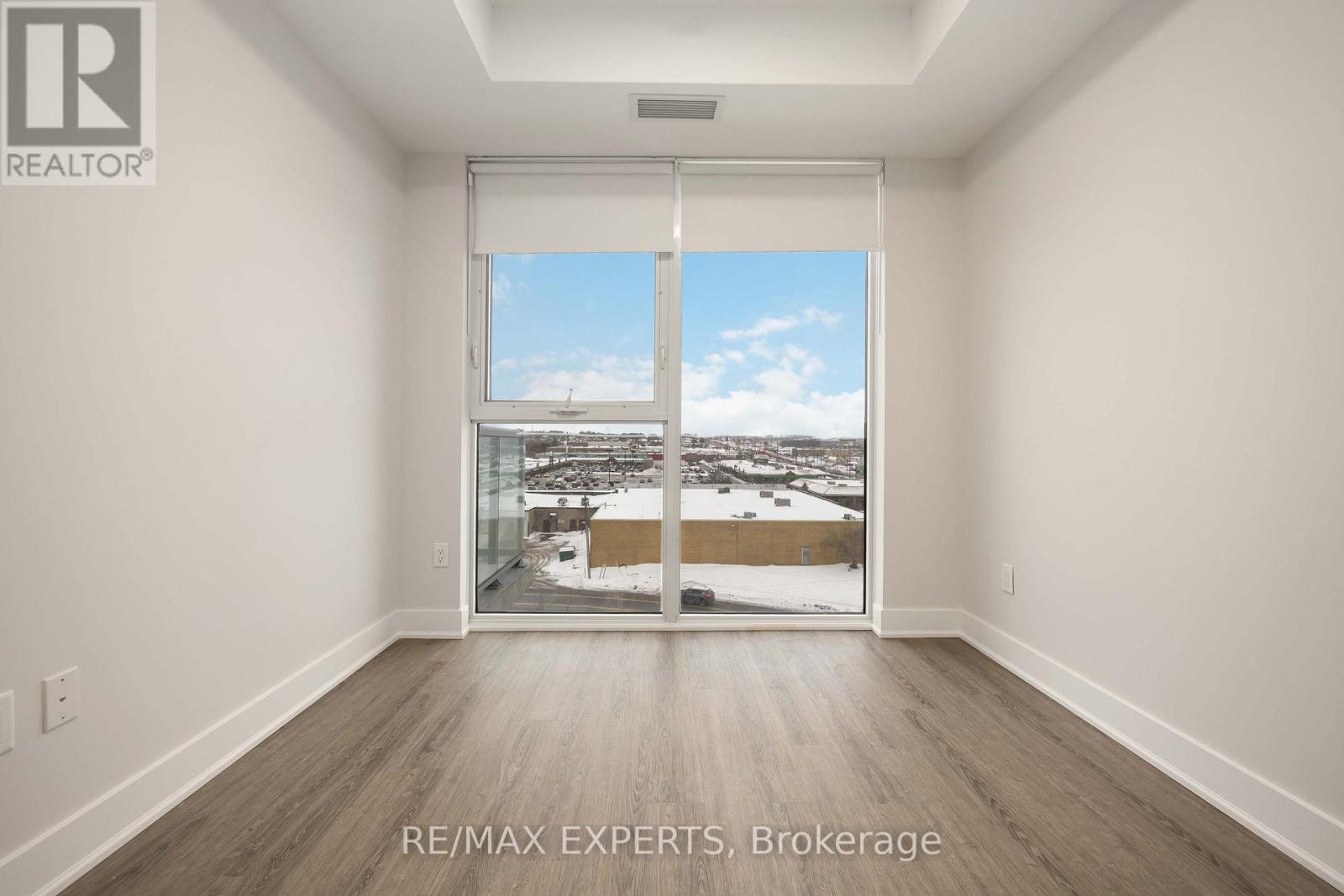 606 - 185 Deerfield Road, Newmarket, Ontario  L3Y 0G7 - Photo 21 - N12689342