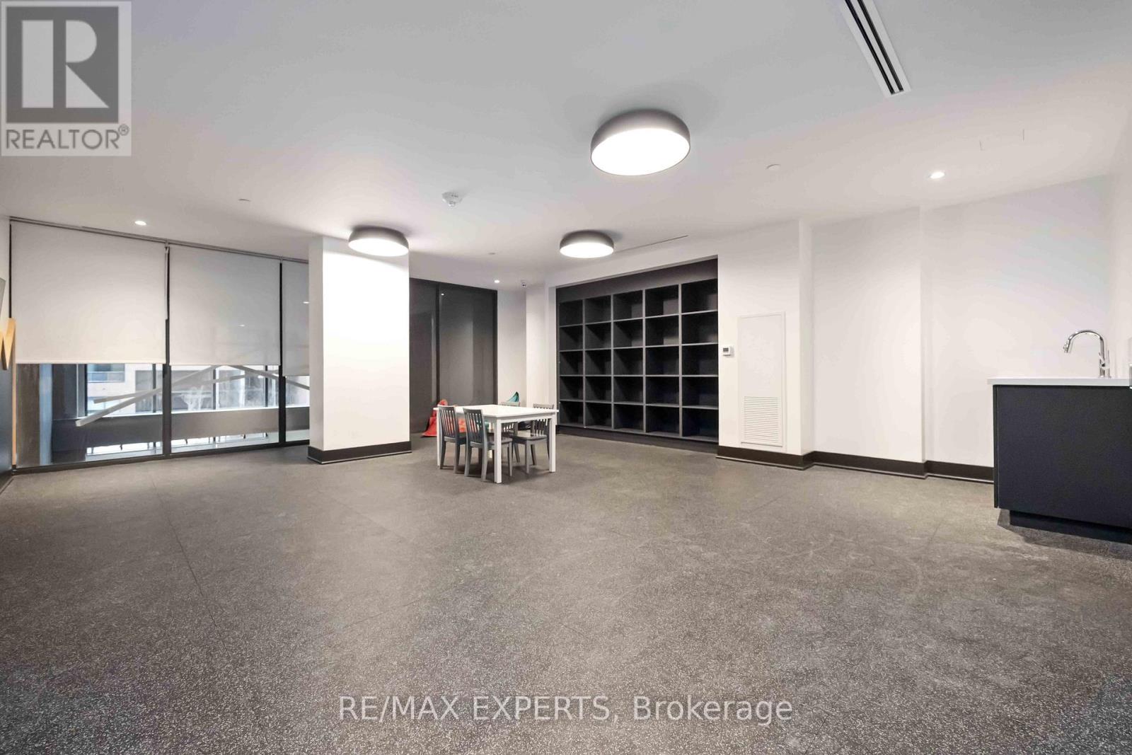 606 - 185 Deerfield Road, Newmarket, Ontario  L3Y 0G7 - Photo 28 - N12689342