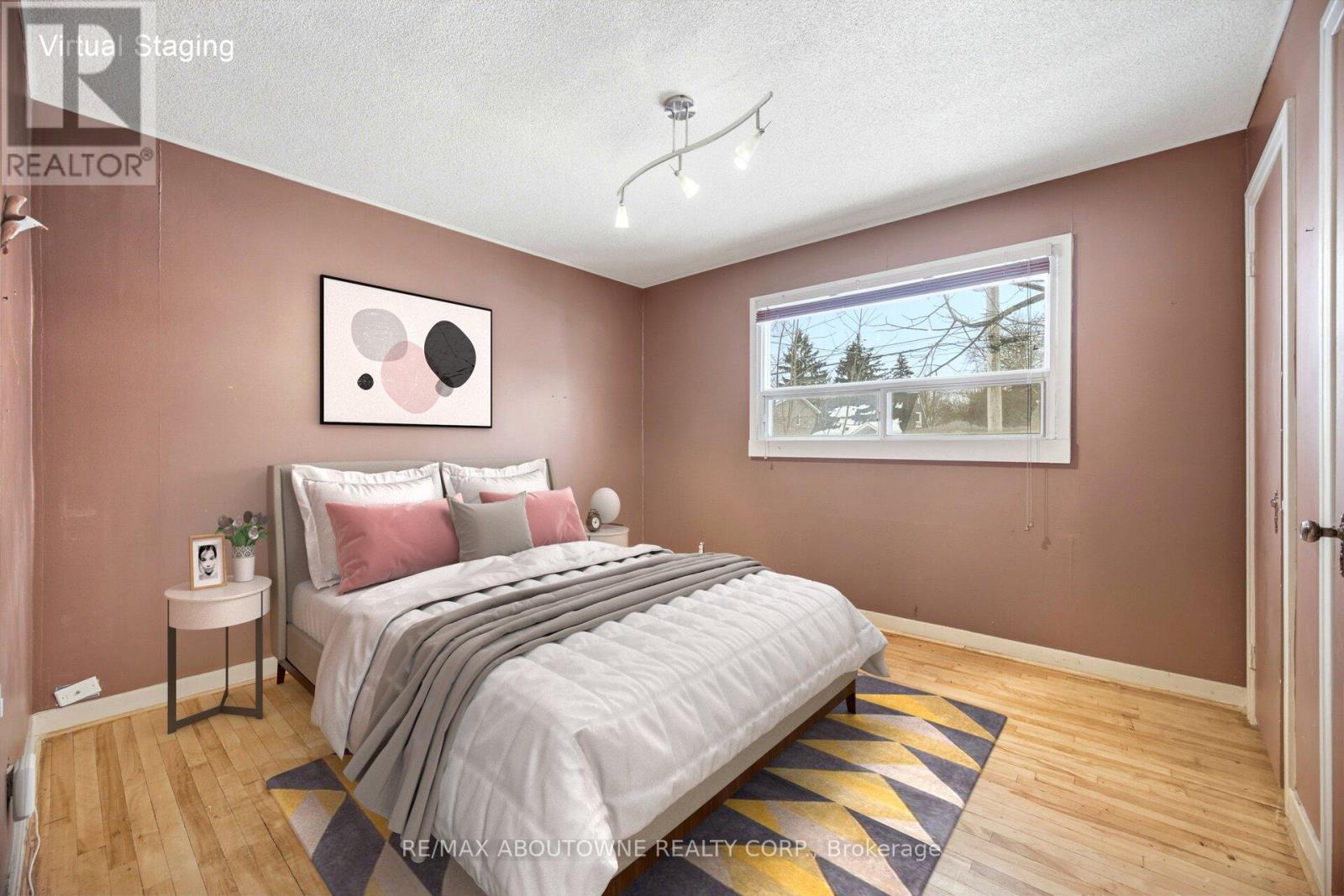 347 Queen Mary Drive, Oakville, Ontario  L6K 3L7 - Photo 27 - W12788018