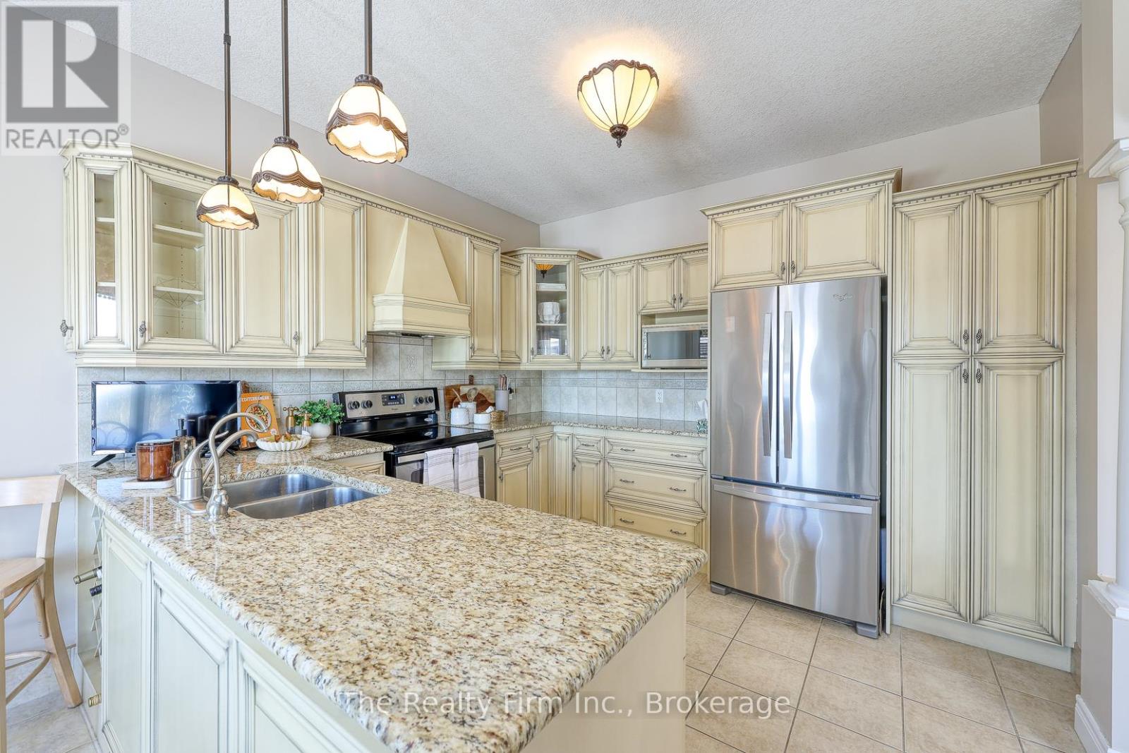 779 Garden Court Crescent, Woodstock, Ontario  N4T 0A3 - Photo 10 - X12791458