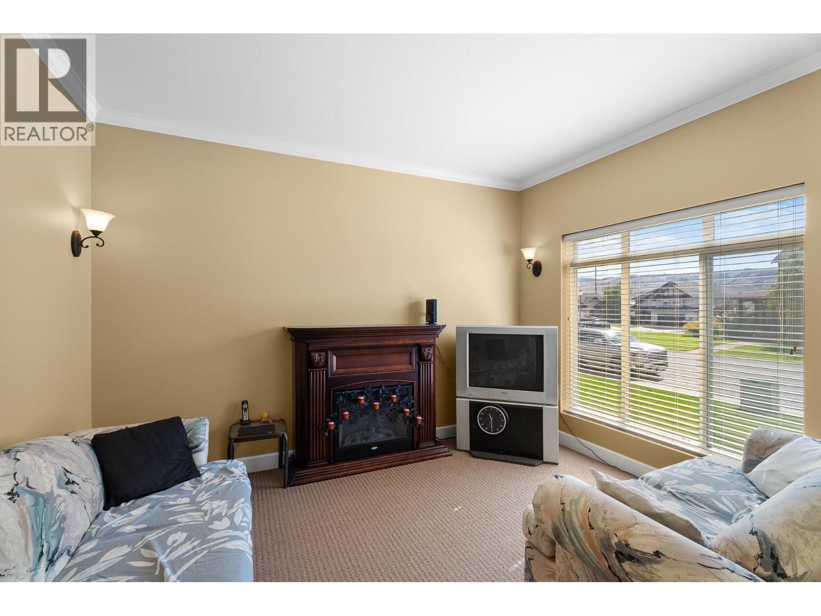 2625 Forksdale Avenue, Merritt, British Columbia  V1K 1P8 - Photo 5 - 10376037