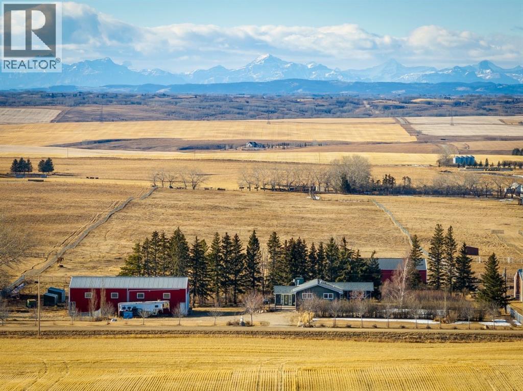 271219 Range Road 22, Rural Rocky View County, Alberta  T4B 4P3 - Photo 2 - A2286659