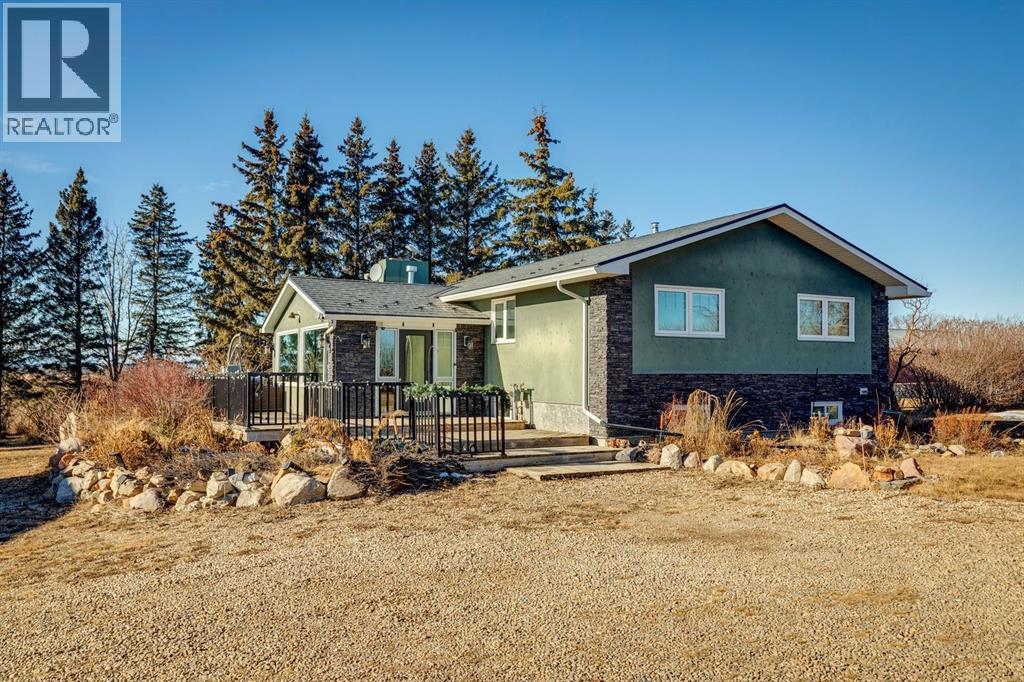 271219 Range Road 22, Rural Rocky View County, Alberta  T4B 4P3 - Photo 6 - A2286659