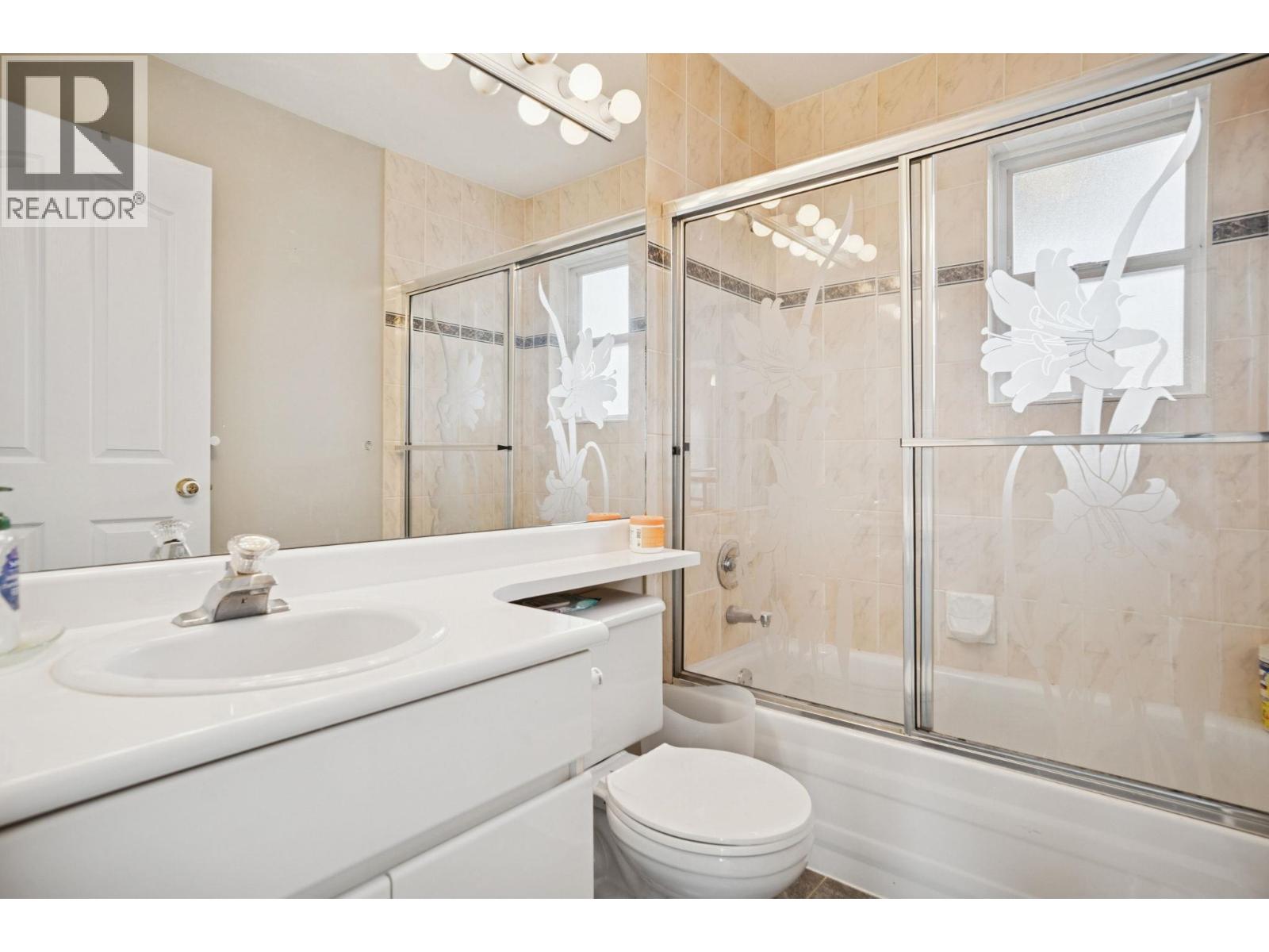 2085 Qualicum Drive, Vancouver, British Columbia  V5P 2M3 - Photo 25 - R3090103