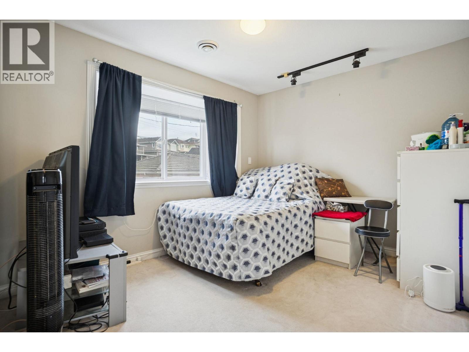 2085 Qualicum Drive, Vancouver, British Columbia  V5P 2M3 - Photo 26 - R3090103