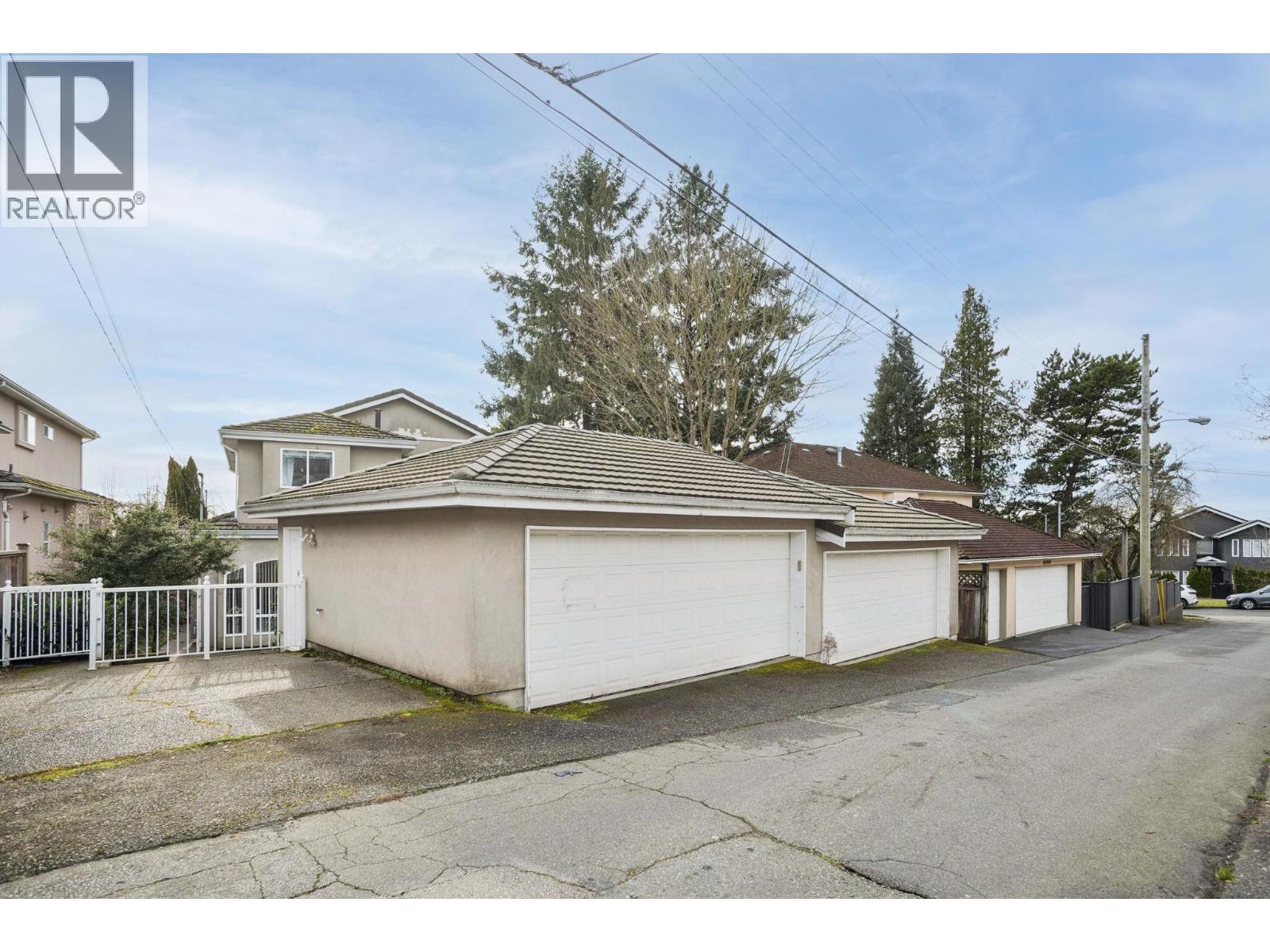 2085 Qualicum Drive, Vancouver, British Columbia  V5P 2M3 - Photo 39 - R3090103