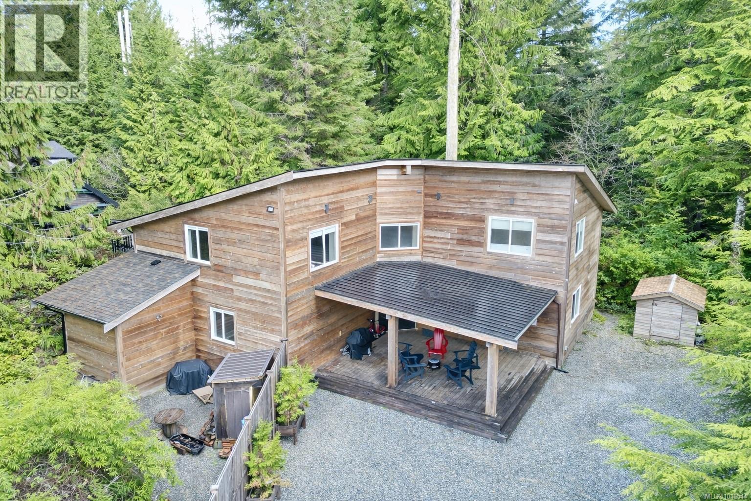 1316 Lynn Rd, Tofino, British Columbia  V0R 2Z0 - Photo 26 - 1010544