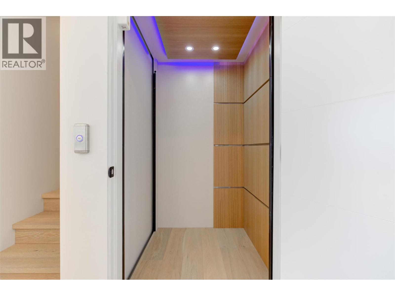 5992 Princess Street, Peachland, British Columbia  V0H 1X7 - Photo 33 - 10362346