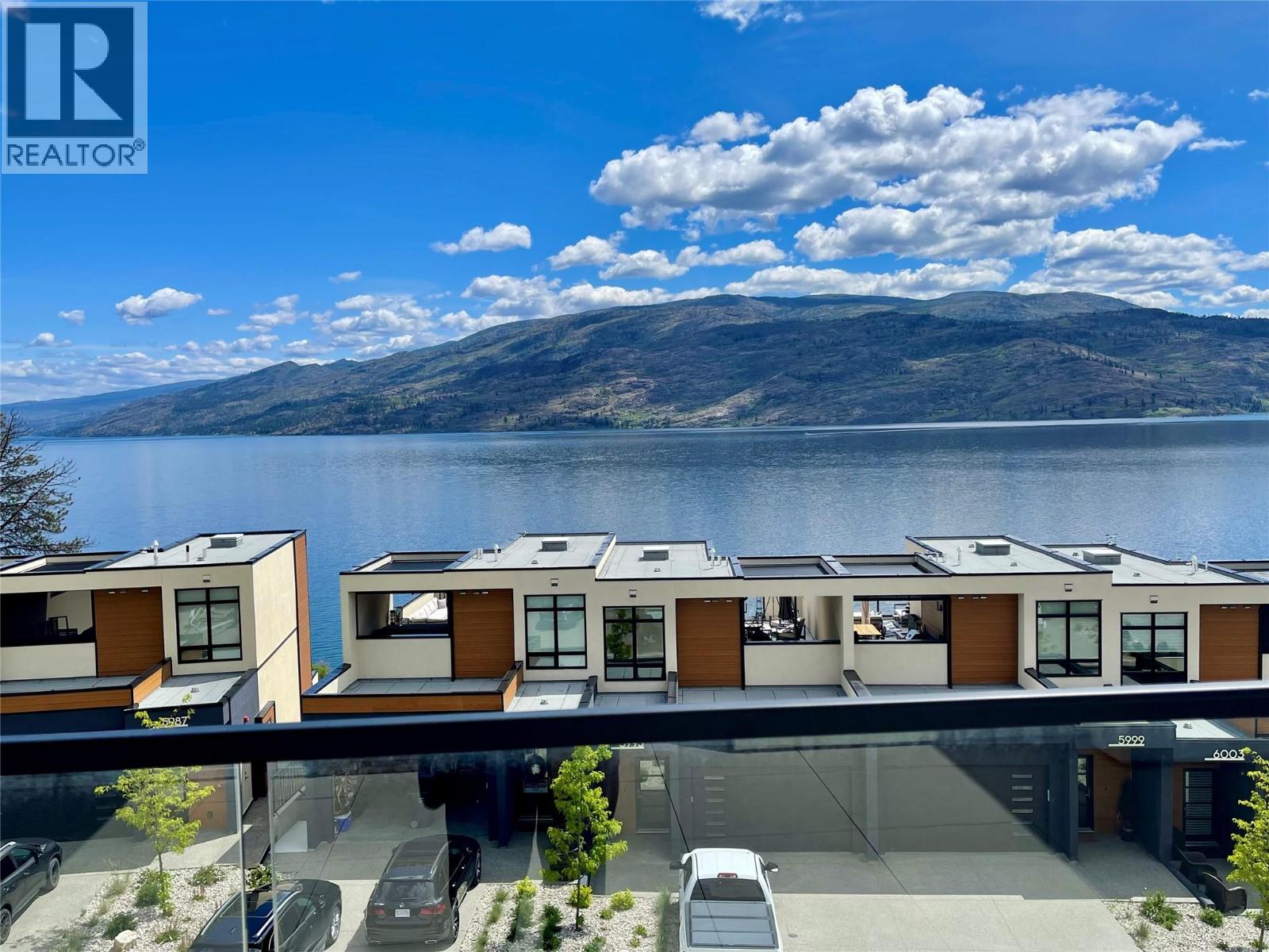 5992 Princess Street, Peachland, British Columbia  V0H 1X7 - Photo 4 - 10362346