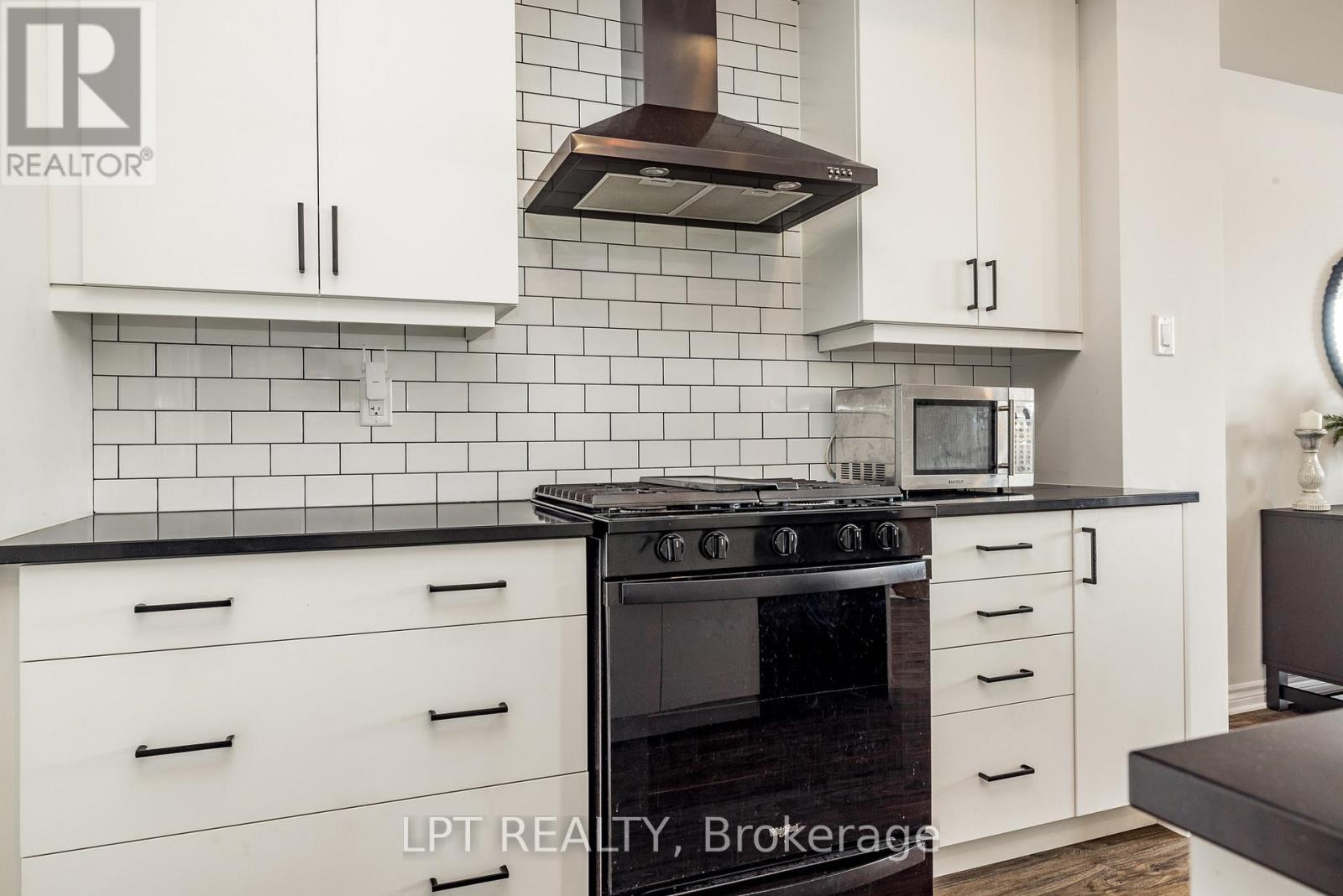 618 Fisher Street, North Grenville, Ontario  K0G 1J0 - Photo 8 - X12741830