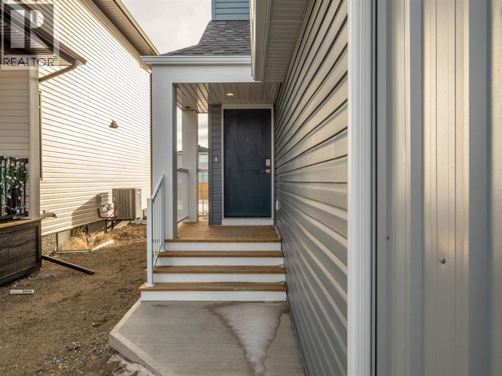 746 Violet Place W, Lethbridge, Alberta  T1J 5V1 - Photo 3 - A2283963