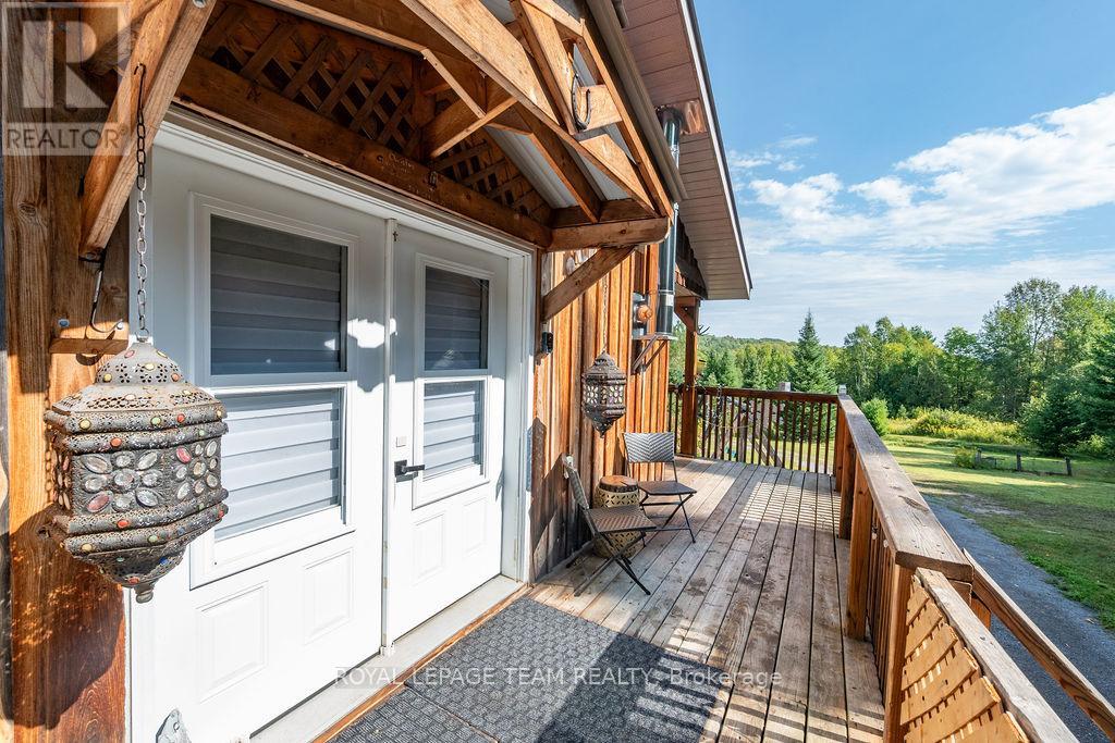 105 Heins Road, Brudenell, Ontario  K0J 2E0 - Photo 35 - X12389721